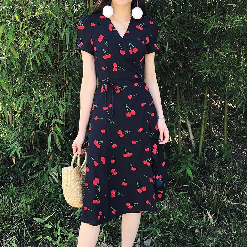 Années 40 Rétro Robe Style Portefeuille Cerises - Ma Penderie Vintage
