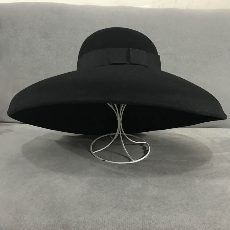 <tc>Años 60</tc> Sombrero de lana negro Audrey Hepburn